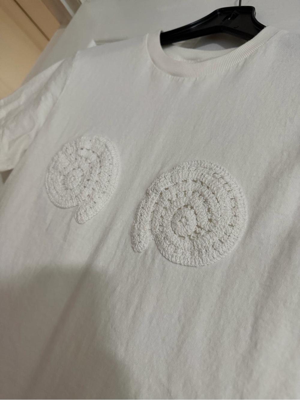 EUC H&M Shell Tee - Picture 5 of 7